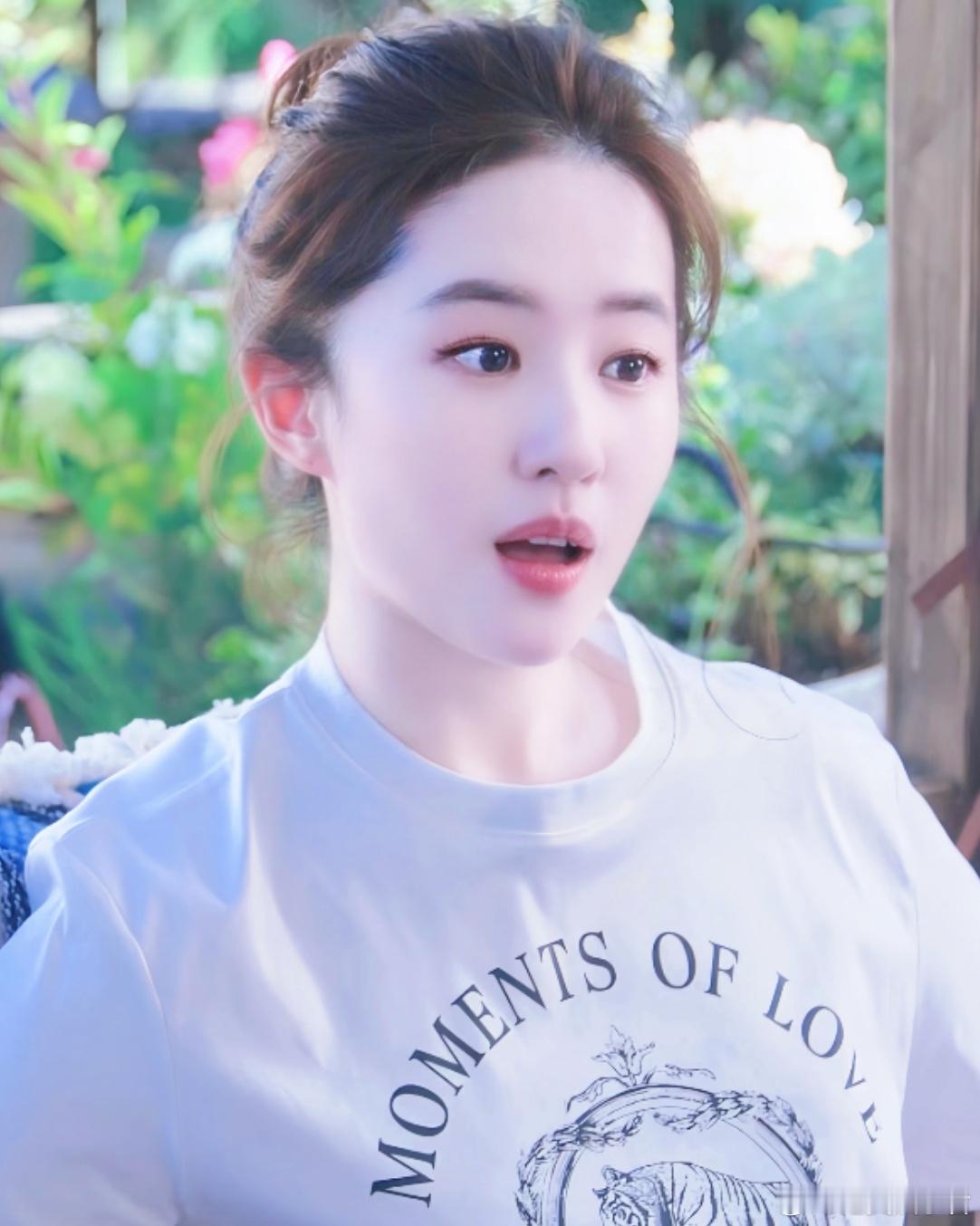 刘亦菲去有风的地方刘亦菲许红豆壁纸刘亦菲0825生日快乐​​​