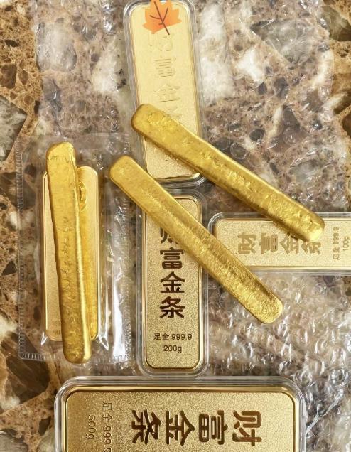 这波黄金，不卖不行吗？均价1000块一克入了100克黄金，早上开盘咬咬牙全清了