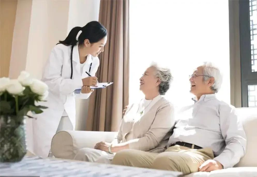 北京的养老院你住得起吗？北京养老院费用太高了，全自理一个月1万2，半自理一个月