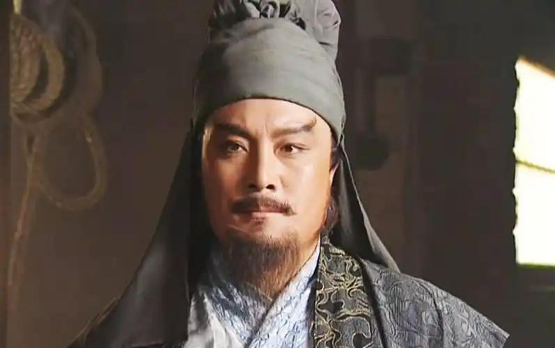 他的武功比武松还高，可秒杀林冲，却因宋江一句话，被林冲看不起在《水浒传》里，