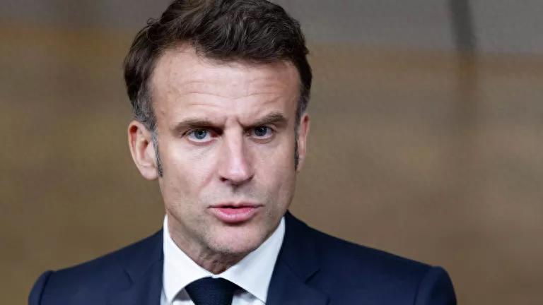 马克龙梅尔茨收禁令！英方警告：别在普京特朗普会前添乱！为何？  国际外交舞