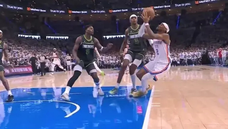 现在的NBA真是越打越难看了，3分球彻底毁掉了NBA的观赏性。刚才看了一会儿森林