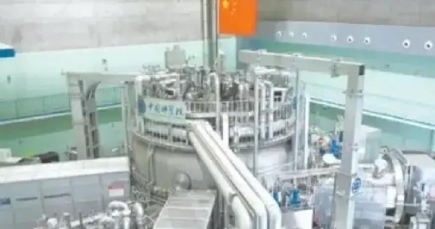 果不其然。中科院合肥研究院突然宣布了，EAST装置又把高温等离子体稳定维持