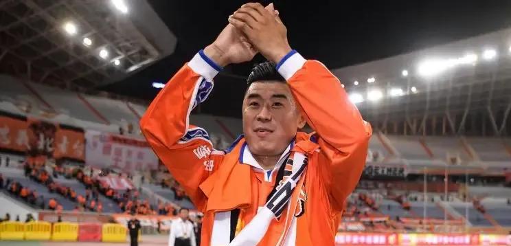 一场就行！这赛季只要能赢下国安就可以，什么中超冠军什么足协杯冠军，都没这场比赛重