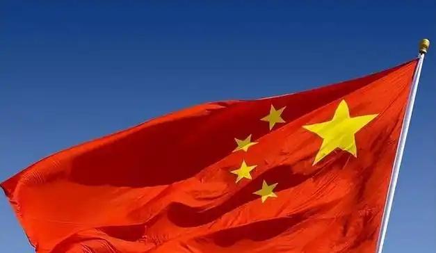 也许再过两年，也就是2027年，咱们每个中国人的命运都将被重塑，这场跟美国的关税