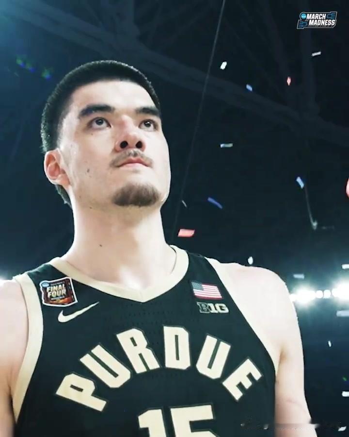 扎克-埃迪（周志豪）新赛季至今的6场比赛表现！！！对阵骑士：投篮7中3，三分球