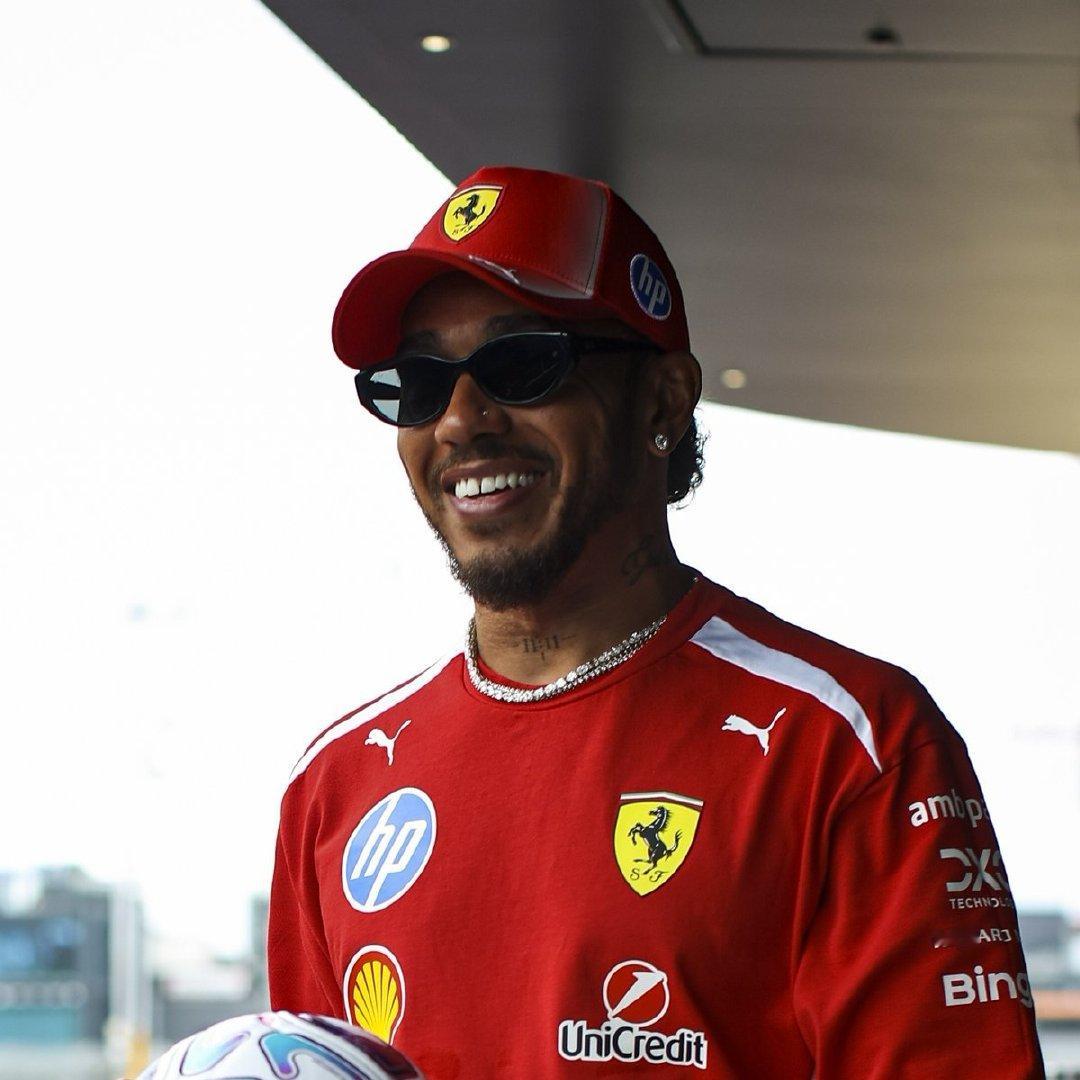 🎙️【#2026F1荷兰大奖赛#赛前声音】🇳🇱刘易斯·汉密尔顿：我们仍然需要不断提升赛车的性能