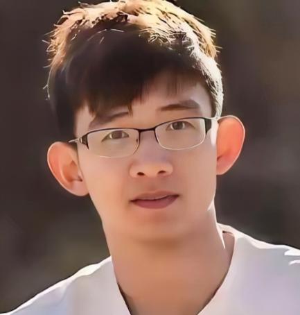 “北大学霸”刘嘉森一语惊人！他说：“我的同学里，父母有钱有势的大有人在，父母是博