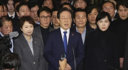 美国的贸易战似乎越来越顺，韩国妥协后，全球经济前十国家中，仅剩4国未对美妥协。很