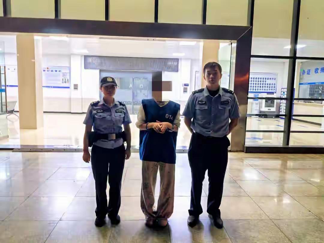 笑不活了！女子接到警方电话说她是逃犯，她认定是诈骗电话，还跑到派出所自证清白结果