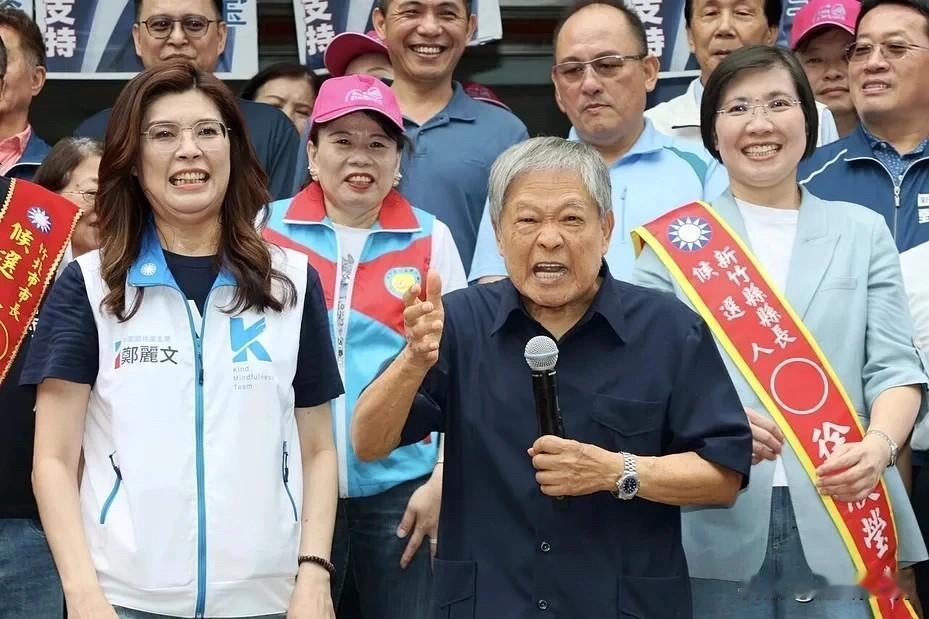 当面大骂郑丽文的范振宗何许人也？国民党主席郑丽文今天（3日）上午在陪同新竹县