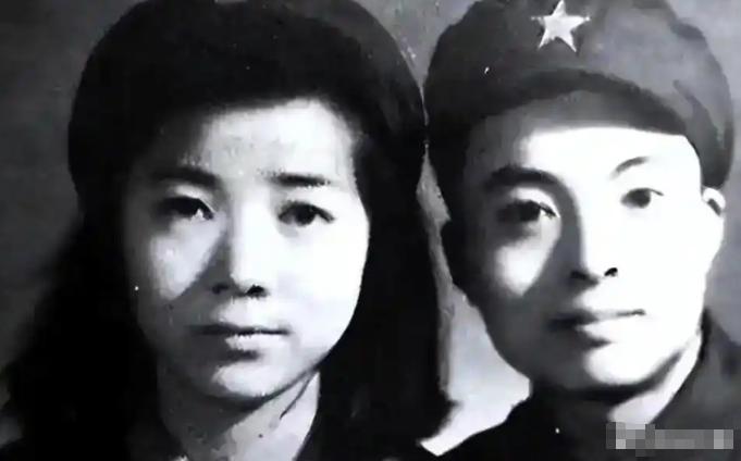 1959年，志愿军一名排长为了爱情放弃原本的国籍，留在朝鲜生活了22年。1981
