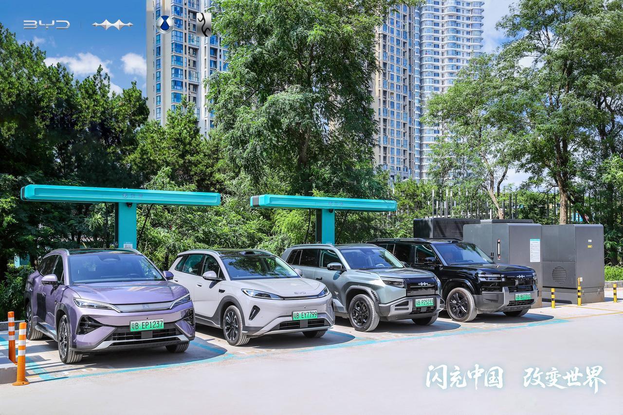 比亚迪闪充中国青岛站观碧海潮生，览琴岛风光5分钟充好，9分钟充饱畅游山海之