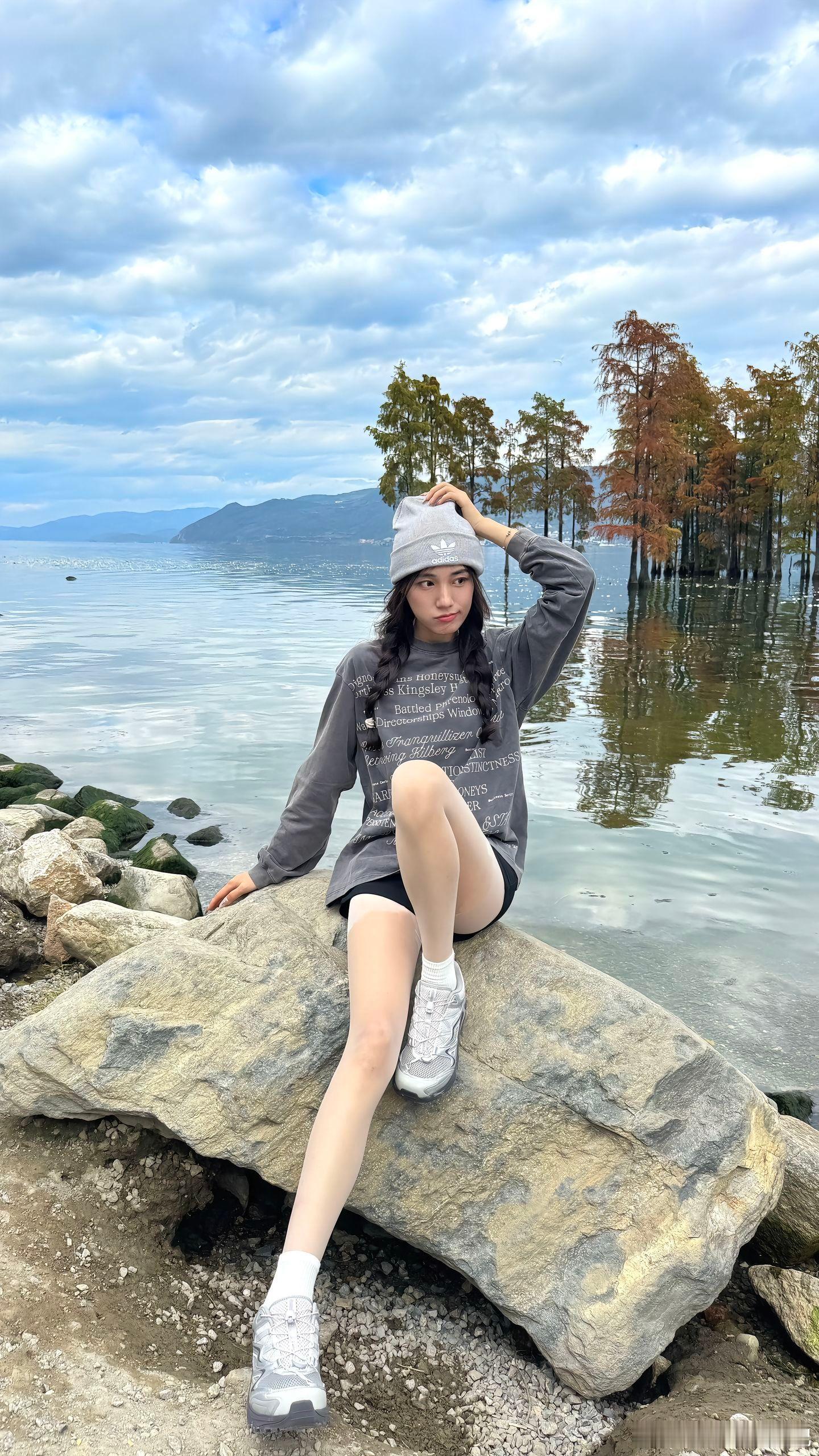 穿衣搭配旅行穿搭美女精彩人像​​​