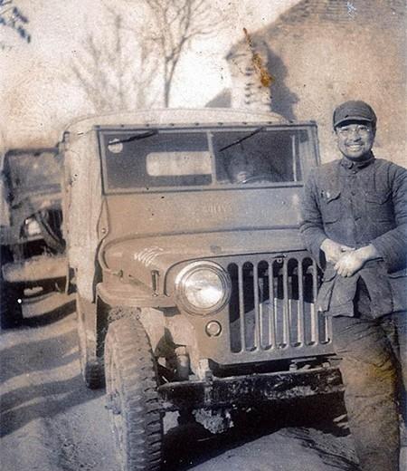 陈赓要怎么做才有可能军衔更高一阶成为元帅呢？至少要把握住以下三点中的任一一点。