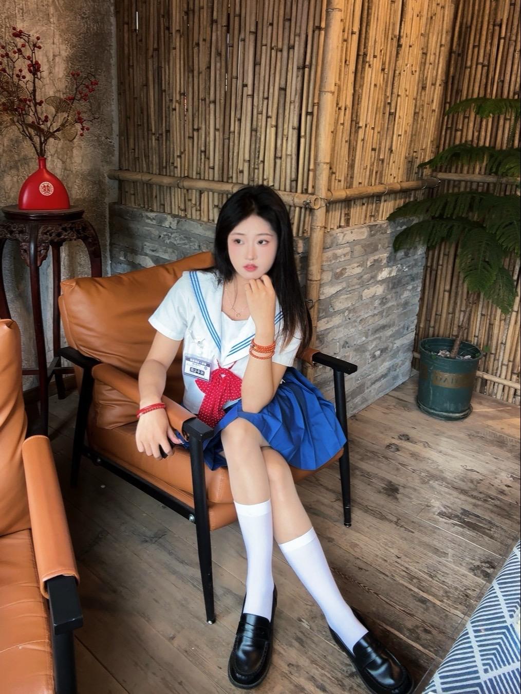 可爱如你 打卡日记 还记得年少时的梦吗 同城热点门 jk噗噗