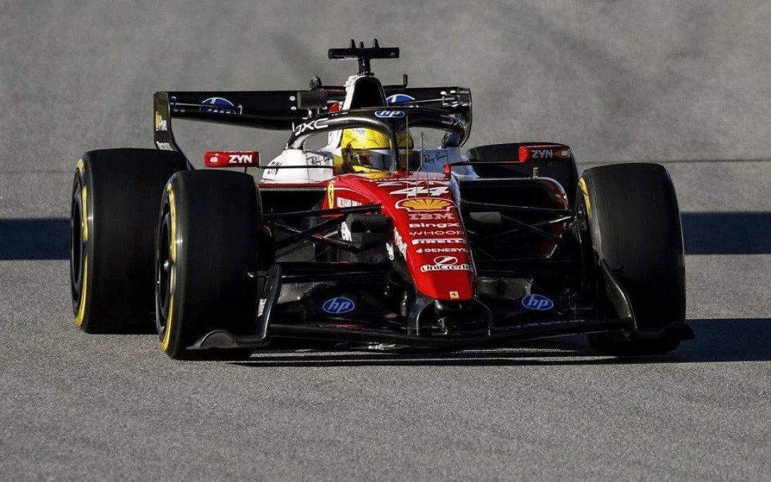 F1巴塞罗那测试最后一日: 汉密尔顿跑出测试期间最快单圈