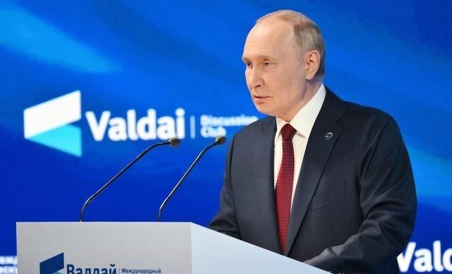 俄罗斯给中国送上两份大礼，帮了中国大忙，日本右翼感到害怕了？这第一份大礼就是“西