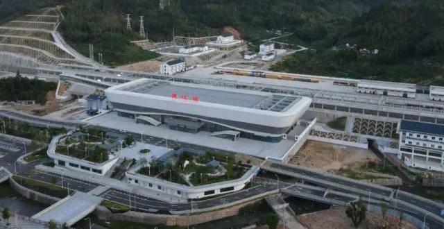 福州（厦门）至南昌要建昌福（厦）高铁，时速350KM，这消息太让人兴奋！2024