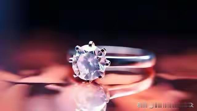 3万6的钻戒，如今只值400块：一场关于爱情、资本与“永恒”的幻灭1.当“