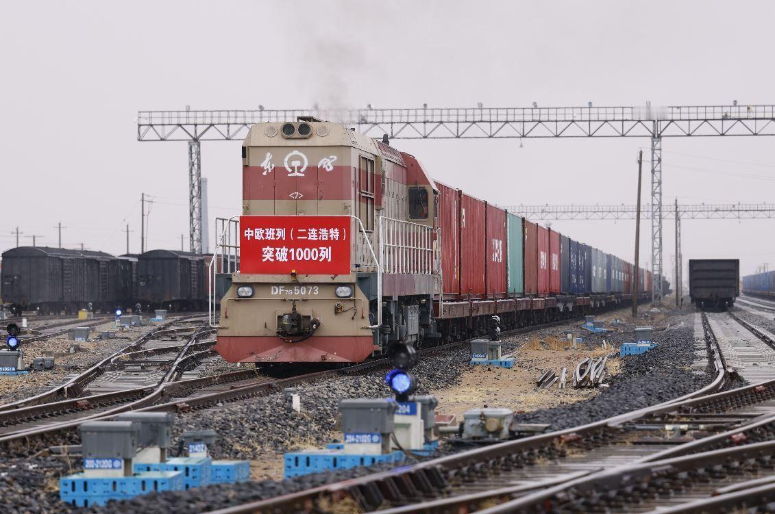 访华第二站，德国财长秒变脸，强逼中国做3件事，不答应后果自负德国新政府上