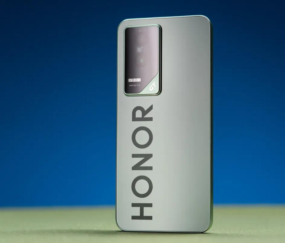 荣耀GT从2199元暴跌到1349元，这波降价太给力了。骁龙8Gen3旗舰芯直接