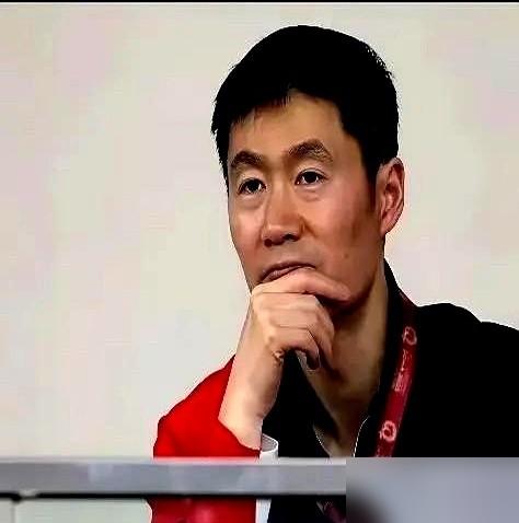 都说没了他，地球照样转。现在何止是转，简直是拿了个冠军回来蹦迪。这逻辑好