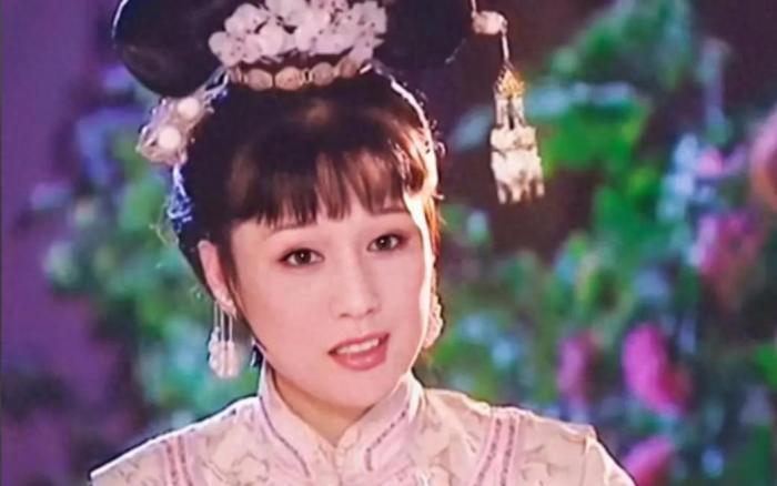 容妃被罚刷马桶受尽屈辱，到死都没明白，康熙其实是在暗中保护一人康熙四十七年的
