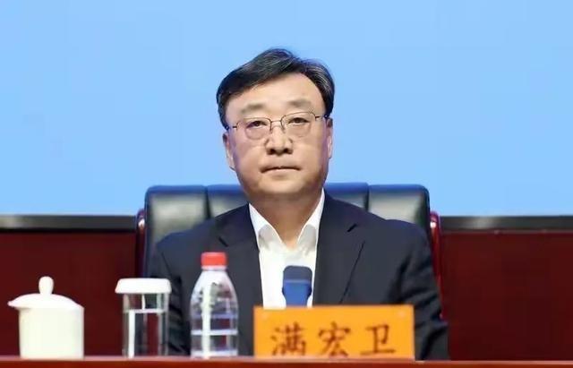 还记得那些年我们一起坐过的景区摆渡车吗？支持国家出手！把风景还给风景，把钱包还给