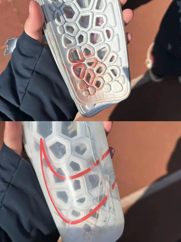 一铲一个不吱声。哈哈哈哈