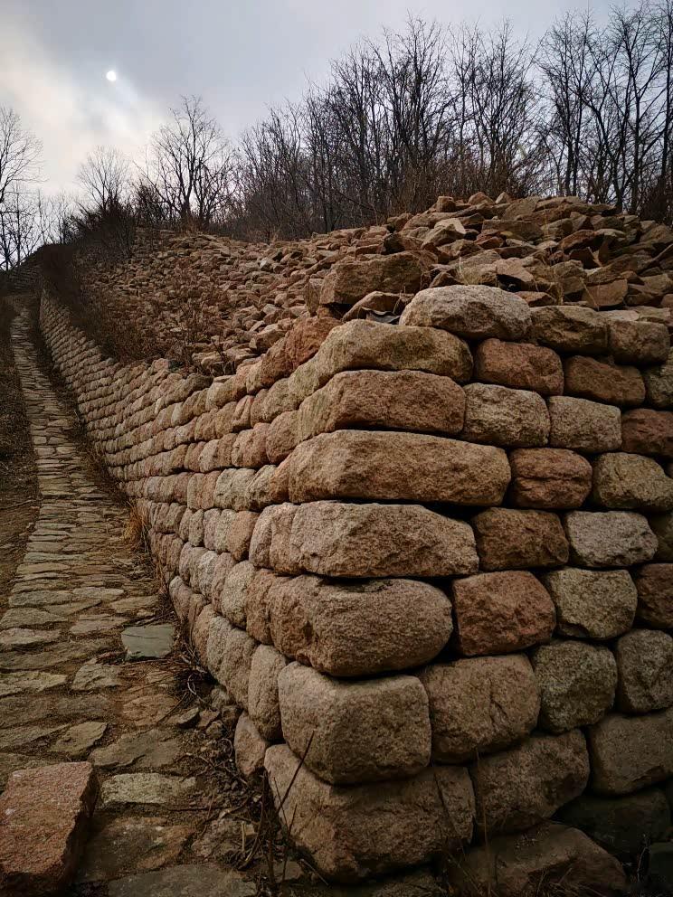 乌骨城古代城防体系的巅峰之作！进攻方的角度，才能明白这座城为什么难打。