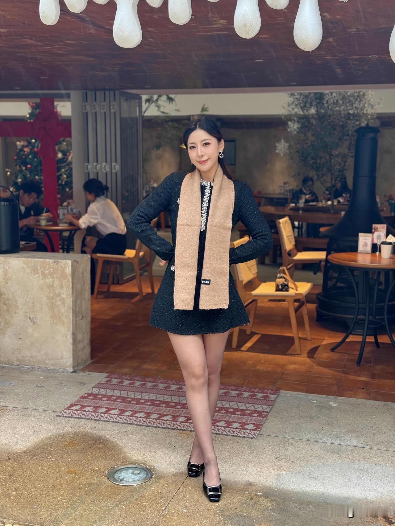 冬日暖阳下，咖啡馆里的小确幸