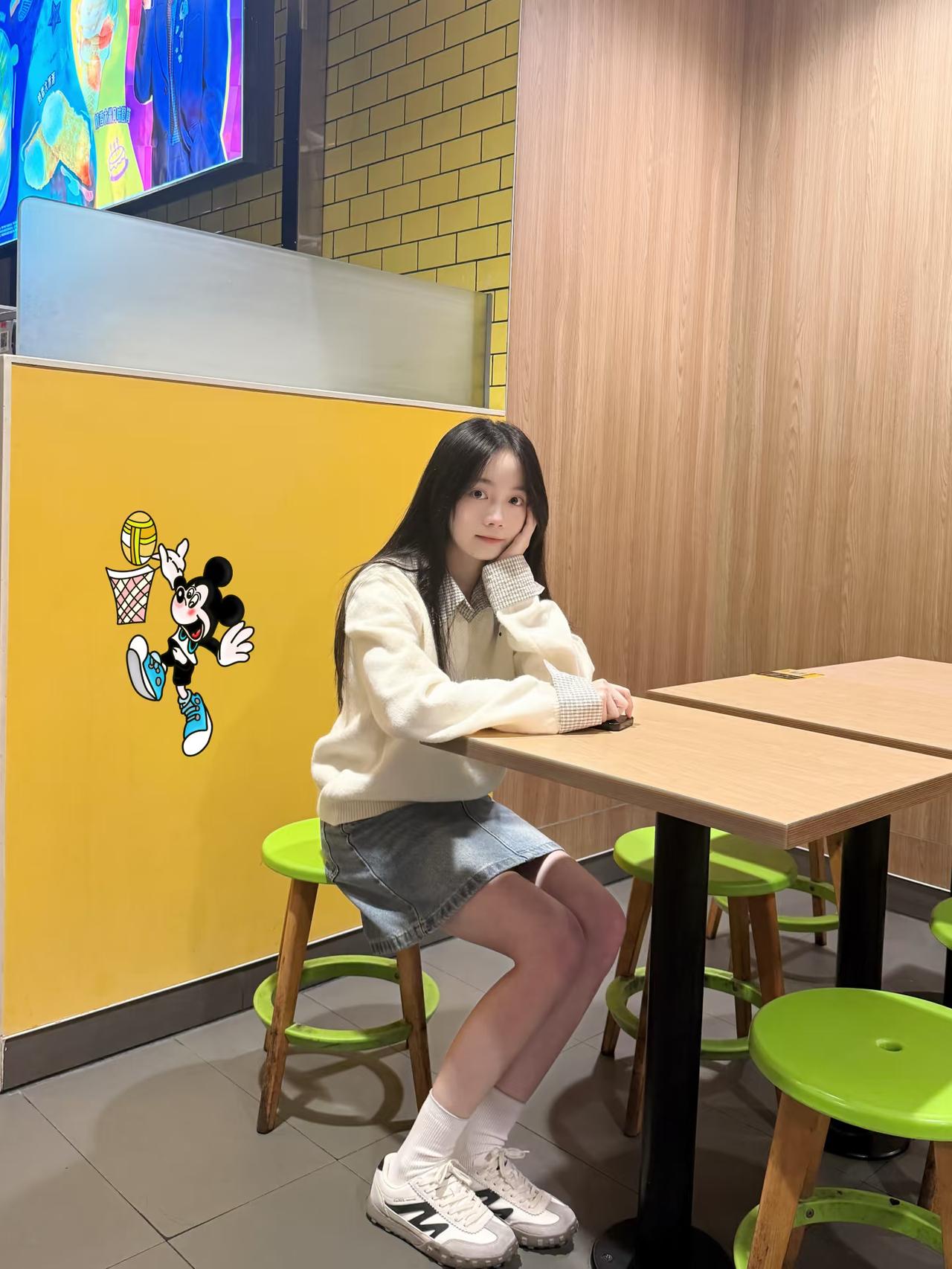 一身米白，是秋天的软糯感🐏