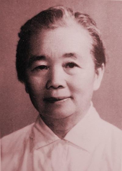 1937年，西路军政治部主任张琴秋被俘，马家军旅长问她："你是不是张琴秋？"张琴