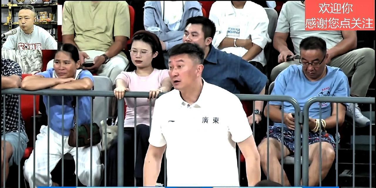 广东全运男篮和美国野马队打热身赛，杜锋洞察到内线堪忧，隐患颇多，面对老迈的考辛斯