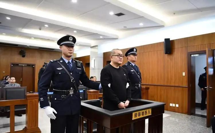 死刑已执行，关系网全塌，他怎么活到2019年？孙小果2020年2月20日被枪决