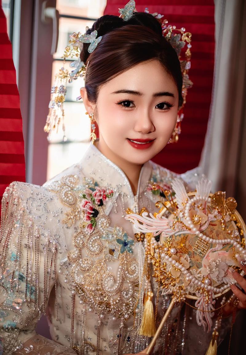 离婚的女人，只有两种结局：要么过得特别好，要么过得特别差；中间“将就过”的，