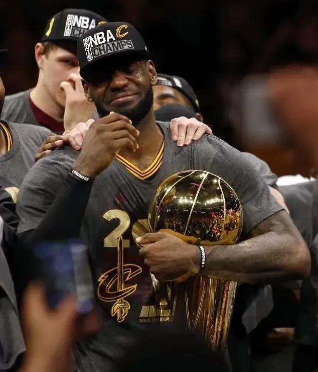 总冠军到底重不重要？看NBA民宿怎么说。皮尔斯:如果亚历山大拿下总冠军，他不仅