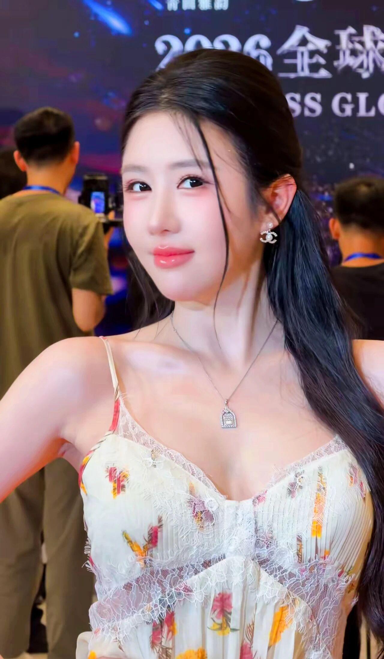 女神，气质这一块拿捏得无可挑剔！