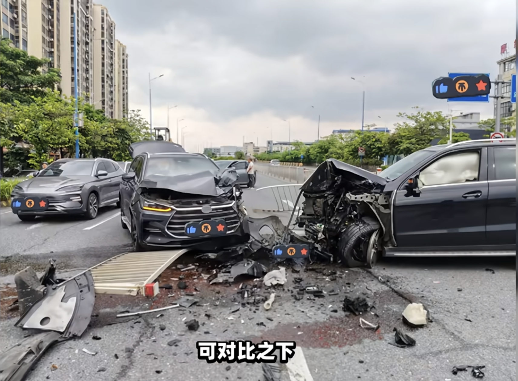 看图你以为奔驰输了？作为比亚迪车主，我觉得唐车主输麻了...最近这起比亚迪与奔驰的相撞事故火了，对于