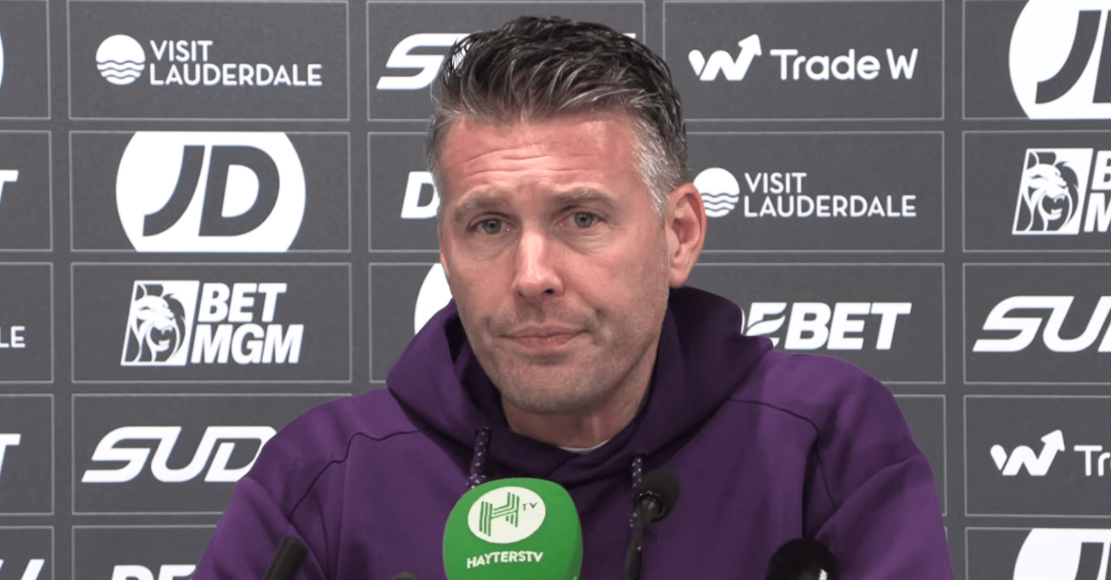 狼队主帅: 感觉阿森纳上半场踢完还没节奏, 下半场失去控制