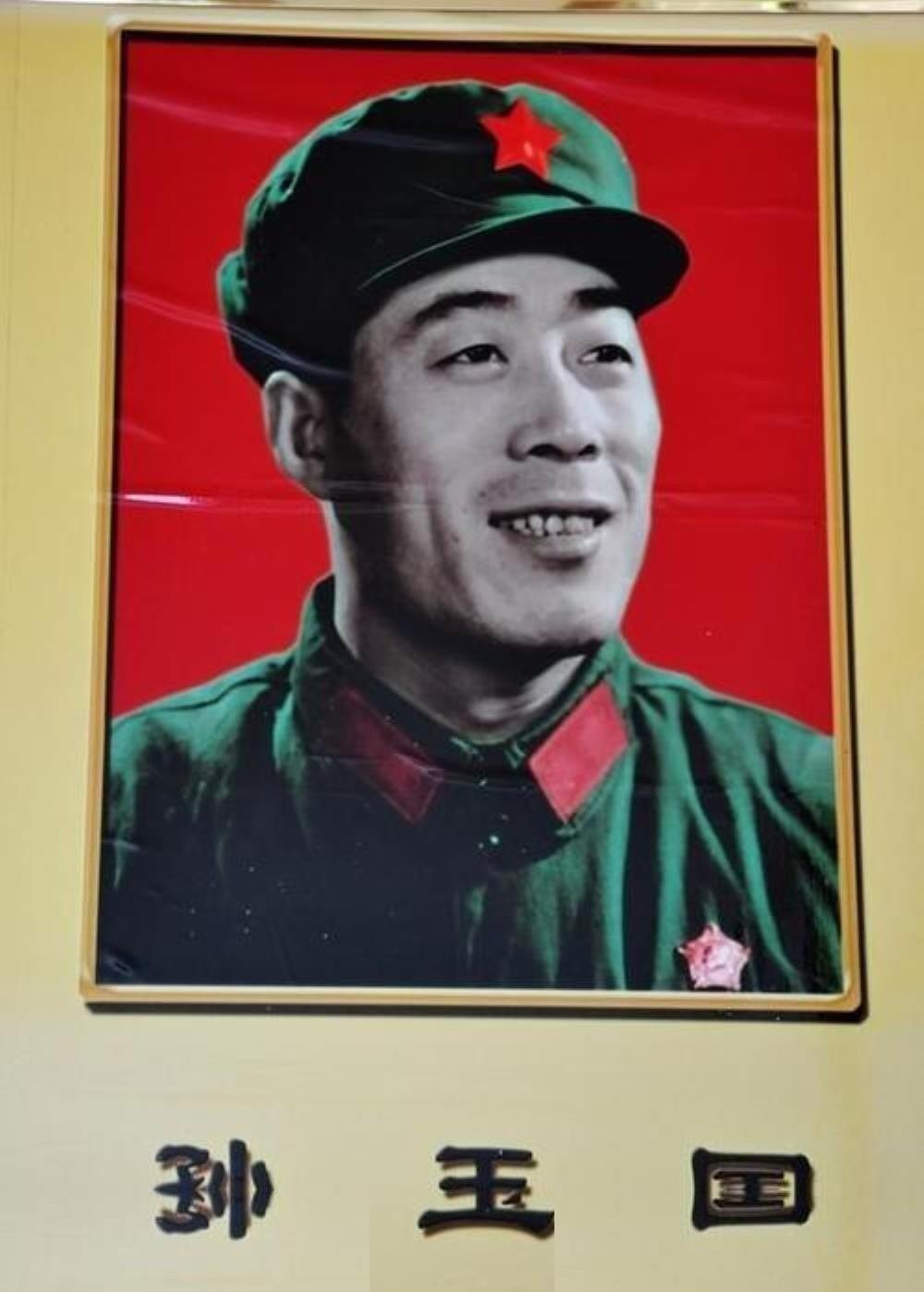 1982年，沈阳军区副司令员孙玉国转业后，因为犯过一个“错误”，只按照“团级”干