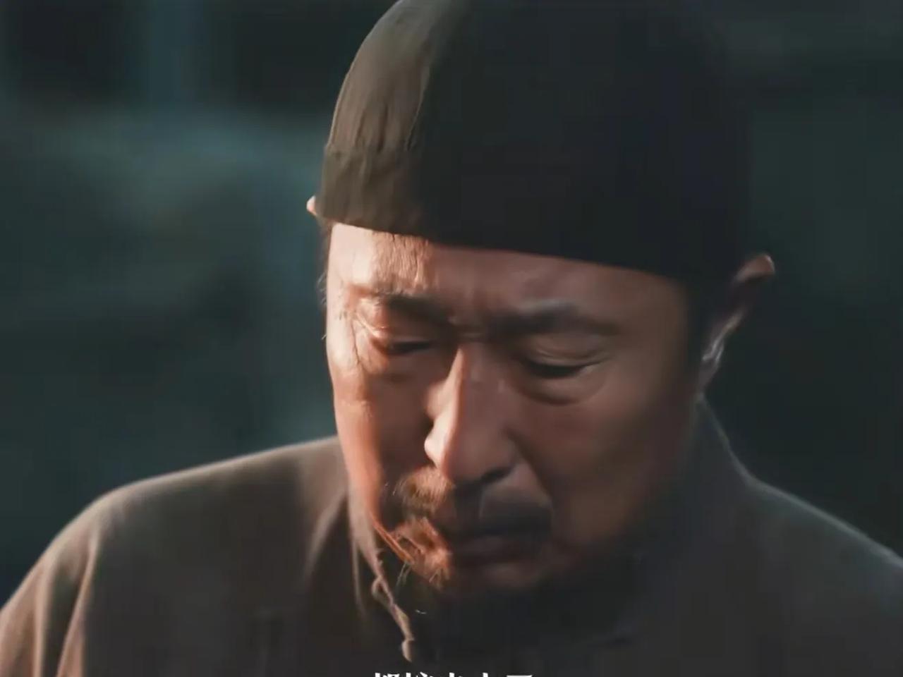 《生万物》费文典和大脚中了埋伏被抓起来了，费家嫂子听说后第一时间就拿出了钱，就算