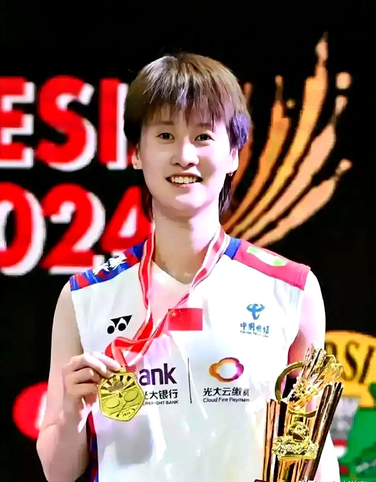 羽坛女王陈雨菲，这职业生涯真的太值了！27岁杭州姑娘14岁就进国家队，同年世