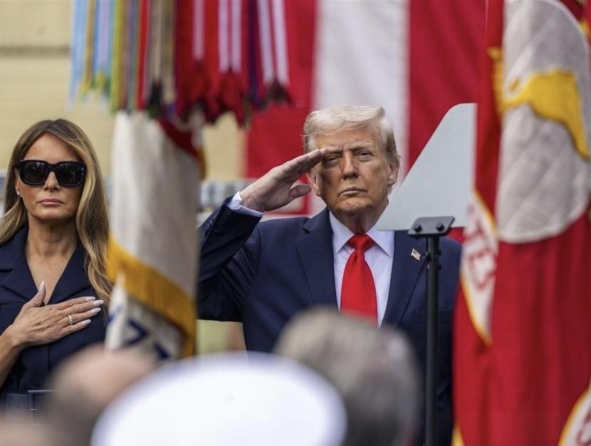 太尴尬了！韩国民众：特朗普滚出地球！ 这可不是一句简单的气话，这句话背后有着