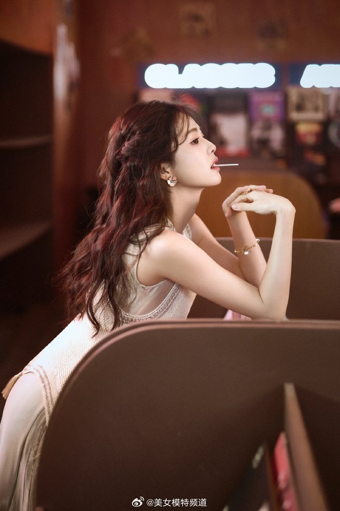 白鹿纯美写真​​​