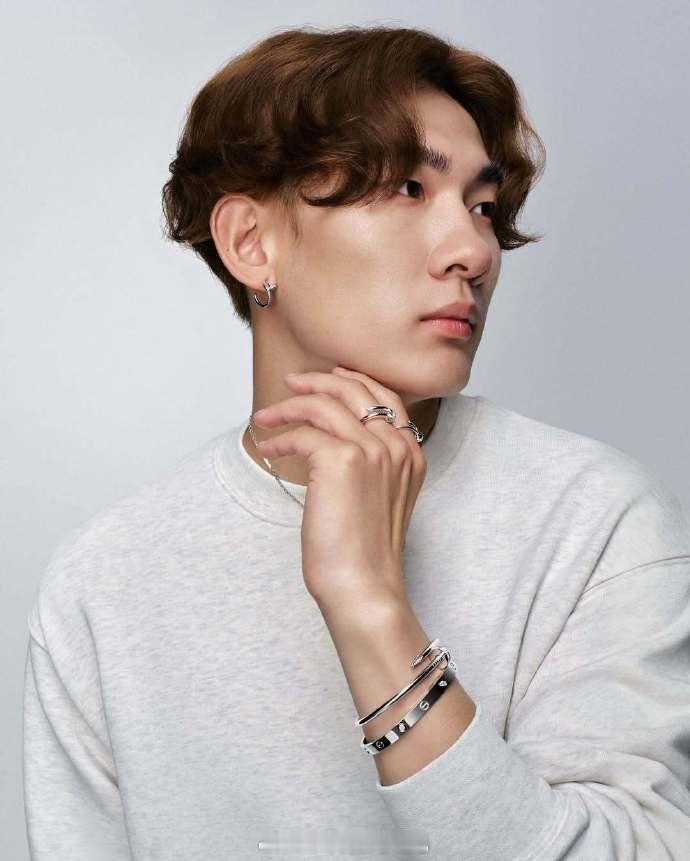 苏翊鸣呼吁HPV健康接力腾空、转体、落地——赛场上的每一次冲锋，都不是“赌一把”