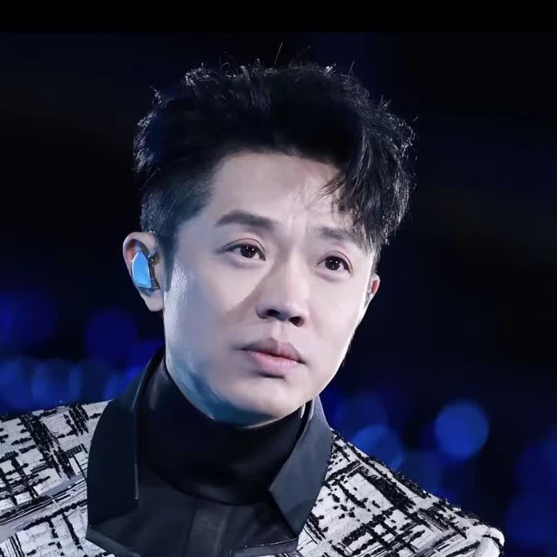 全网都在为曾毅说话因为明眼人都看得出来，曾毅这件事就是有预谋的。