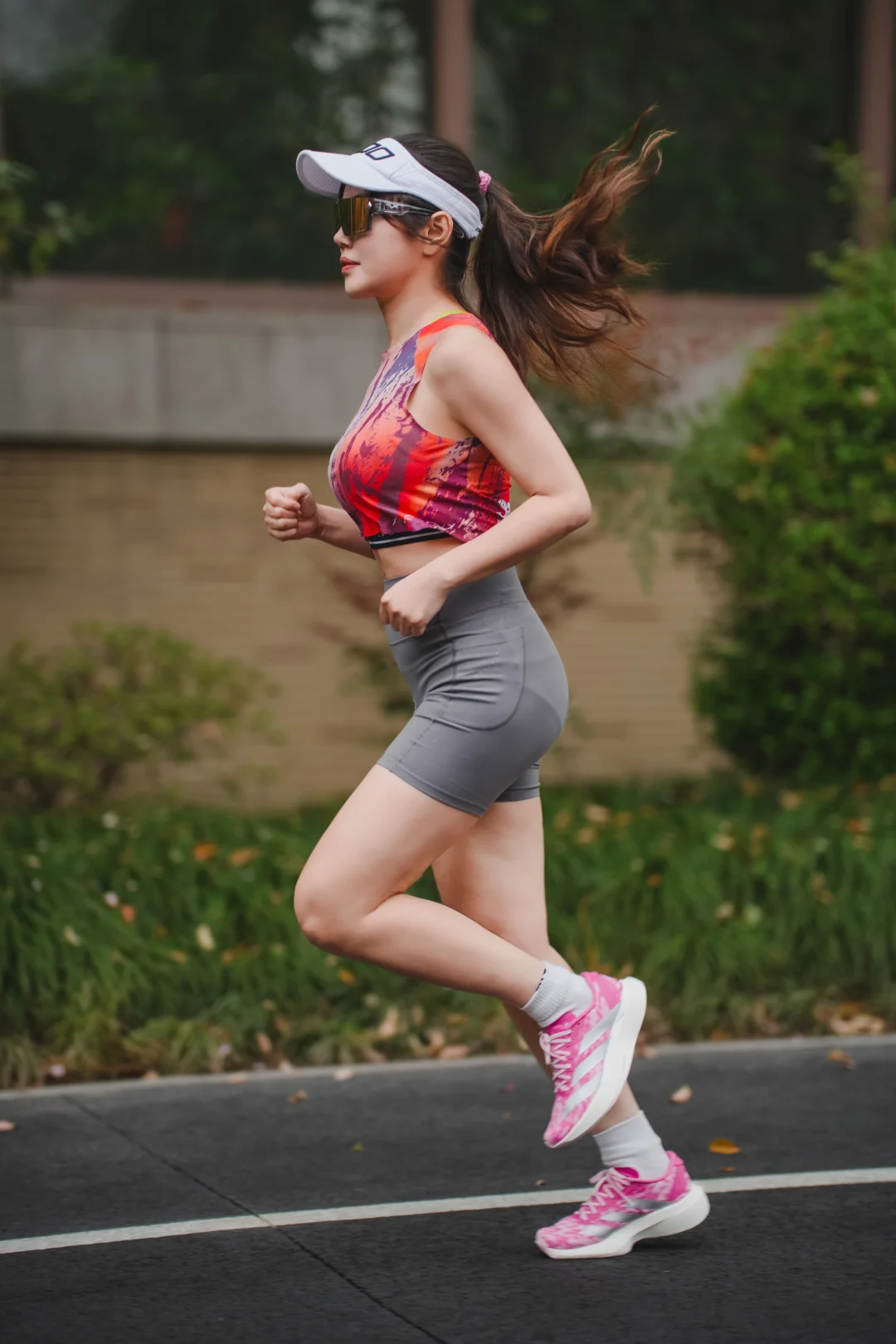 赶在樱花落尽前，用脚步和春天撞个满怀🌸