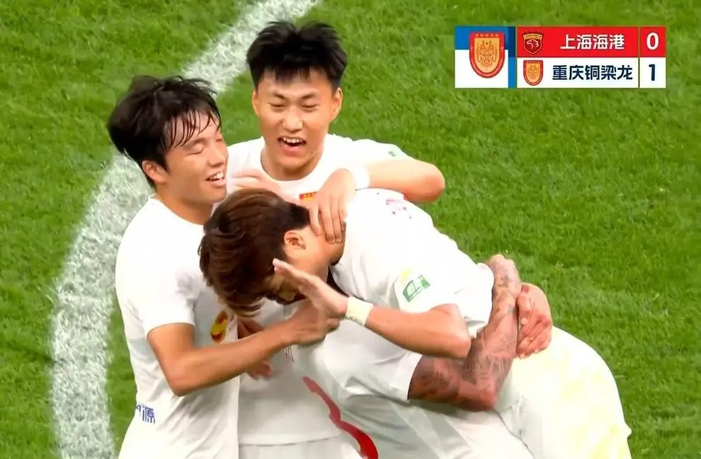 重庆铜梁龙为啥不能再说自己是保级球队了！其实道理很简单，没有远大理想和目标的球队